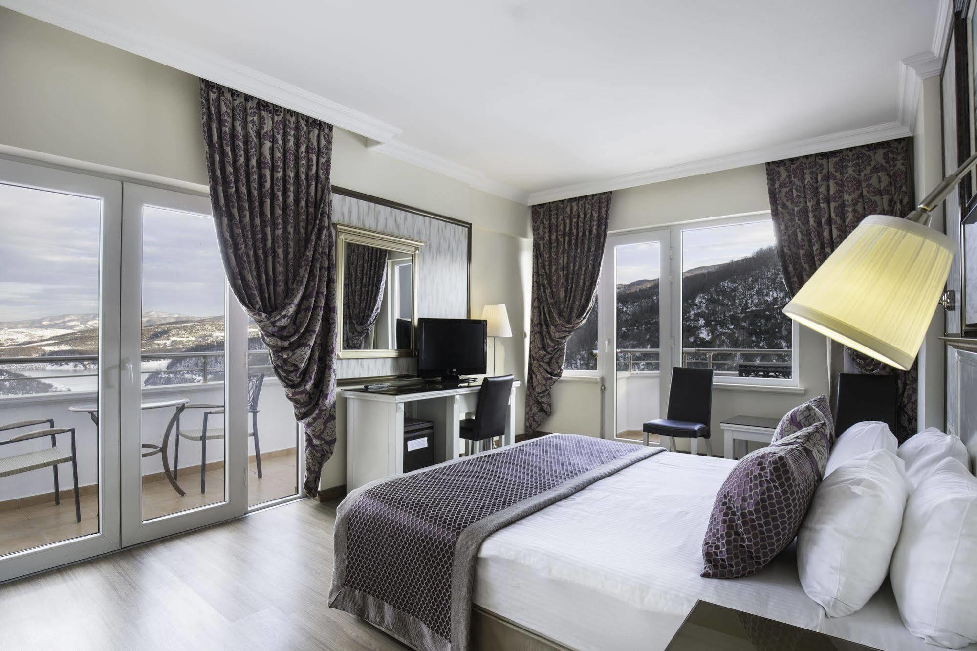 Thermalium Wellness & Spa Hotel By Vima Ялова Екстер'єр фото