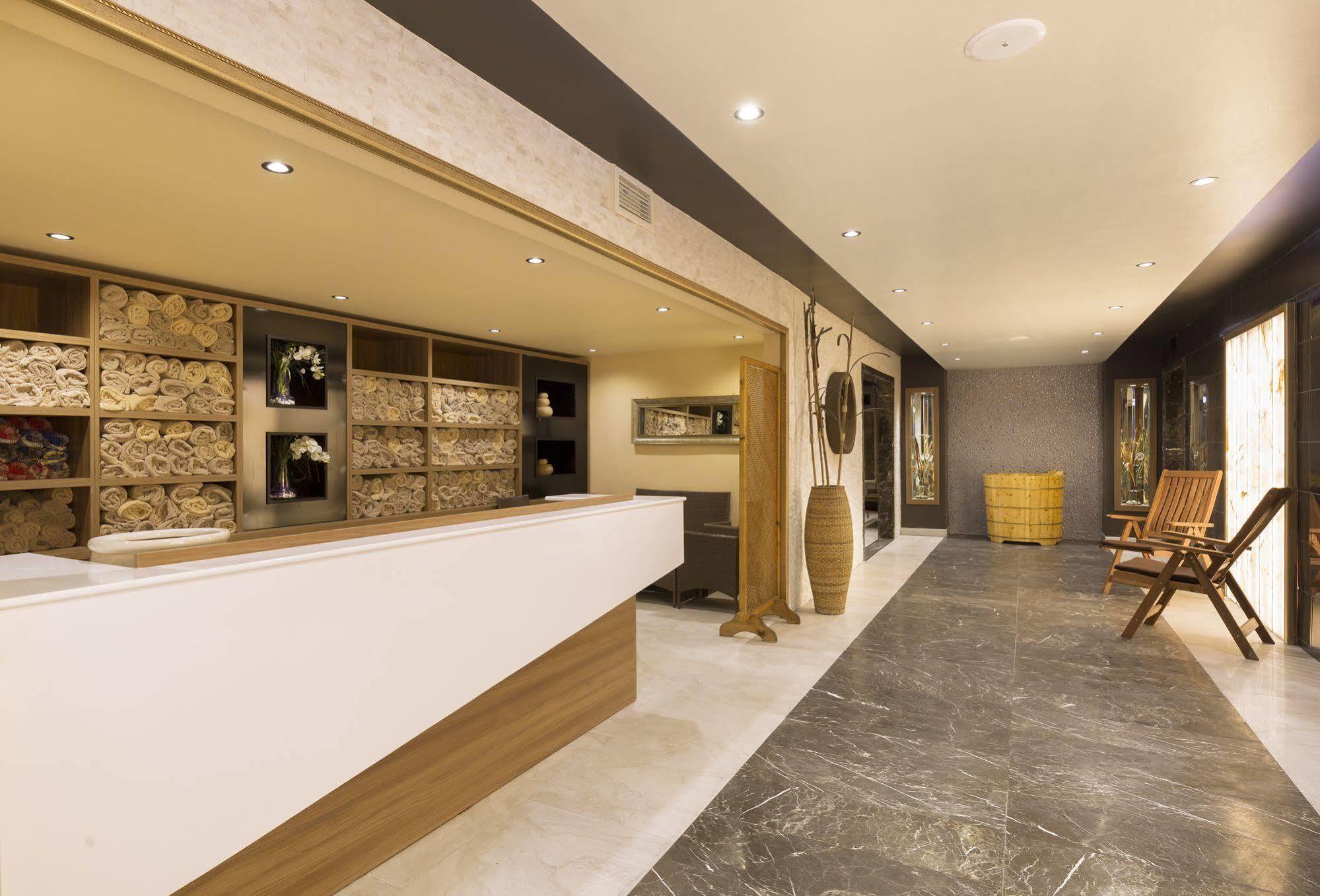 Thermalium Wellness & Spa Hotel By Vima Ялова Екстер'єр фото